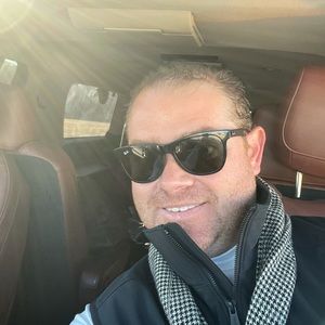 Meet your Posher, James